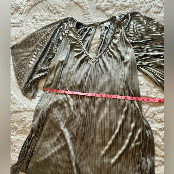 GENUINE HALSTON SILVER METALLIC CLEOPATRA FORTUNY PLEATED MINI-DRESS SZ 6 MINT! - Picture 4 of 8